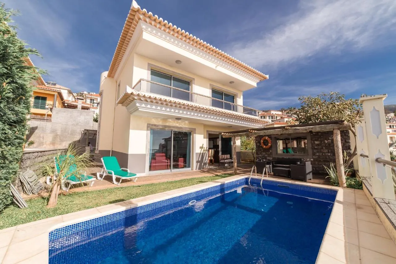 Villa Longueira Φουνκάλ